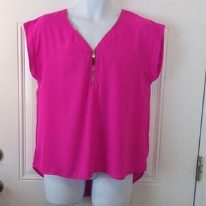 Tacera fuchsia half zip front sleeveless blouse